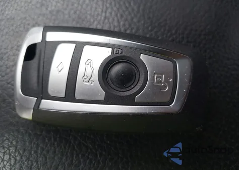 2013 BMW 328I xDrive из США, поврежденный, VIN WBA3B5C55DF595004